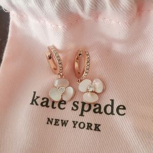 Lovely Kate Spade Flower drop earrings